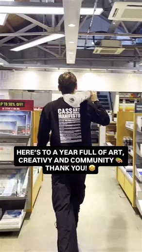That’s a wrap on 2025! ✨ Cass Art wouldn’t be what it is without you — our incredible community of artists, makers and creatives. Here’s to more creative moments together in 2026. 🎨💛 #LetsFillThisTownWithArtists #CassArt #CassArtSupportingArtists #ArtSupplies #ArtForEveryone