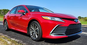 2023 Toyota Camry XLE Hybrid review