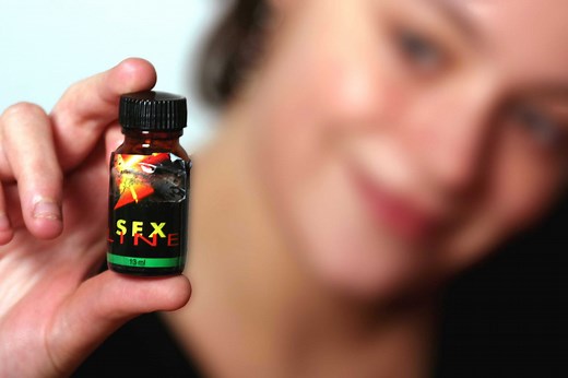 Poppers : effets, sexualité, dangers, légal en France ?