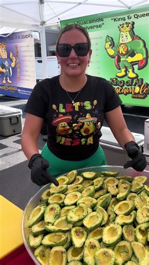 Delicious Homemade Guacamole Recipe