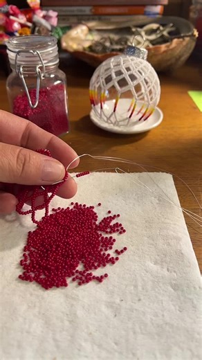 beaded ornaments 🎄 #nativetiktok #indigenoustiktok #beadingtiktok #beadedornament
