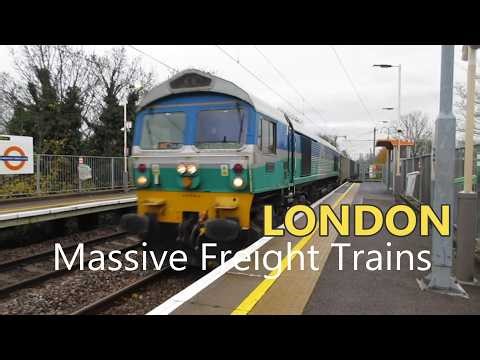 Massive Freight Trains at Haringey Station | London Train Spotting