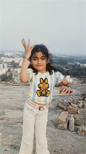 Naughty Girl #vasantha vasantha#gubbi video#dance#kid dancing #cutebaby #begineer