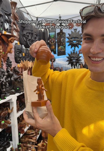 Exploring Souvenirs and Food at Panagbenga Market