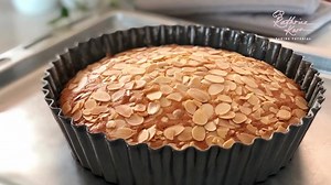 124K views · 4.9K reactions | Almond Cake 杏仁蛋糕 YouTube channel https://youtu.be/kiWEhcfnK1c ► Blog: https://kathrinekwa.blogspot.com/ ► Instagram: https://www.instagram.com/katherinekwa/ ► Support my recipe book :https://kathrinekwa.com/ | Kathrine Kwa Baking Tutorial - 烘焙教学 | Facebook