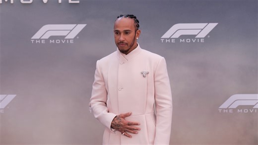 Dalla favola al fallimento, la settimana della moda delle celebrità