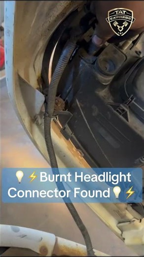 💡⚡ Burnt Headlight Connector Found – Don’t Ignore Electrical Warning Signs! ⚡💡