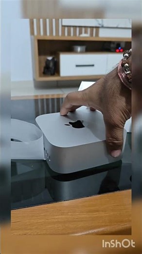 The NEW Mac Mini M4 is TINY! 🤯🍎 #Shorts