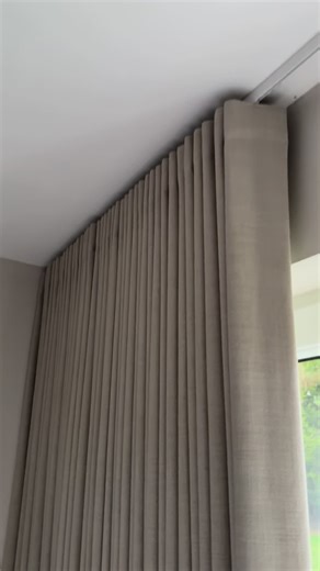 Single blackout wave curtain for this bedroom window ❣️#bespokecurtains ##madetomeasurecurtains #northlanarkshire #curtains #softfurnishings