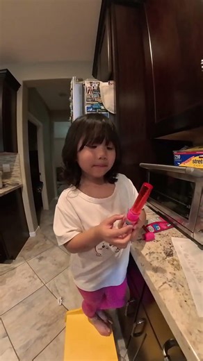 #pushpop A Simple Treat, Fully Enjoyed — Chloe and Her Push Pop-Music.