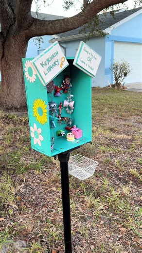 Discover the Melbourne Florida Keychain Library