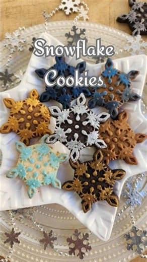 Lacey Snowflake Cookies