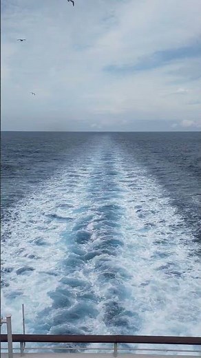 佐渡汽船 新潟港から佐渡ヶ島へ フェリー旅