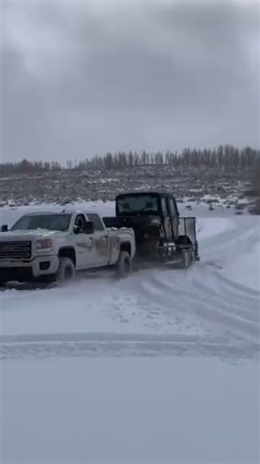 Chasing fresh lines and big views ❄️🏔️ UTV tracks = more traction, more float and way more winter mountain exploring. Where are you riding next? #UTVTracks #WinterRiding #MountainAdventure #SnowTrails #OffRoadLife #UTVLife #RideMoreWorryLess #BackcountryVibes #SnowWheeling #TrailReady | UTV-Tracks