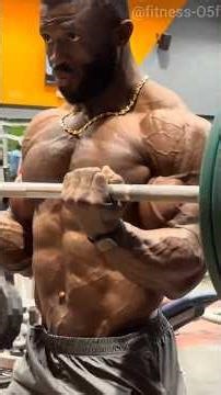 Best Drinks to Build Muscle Fast (Backed by Science)