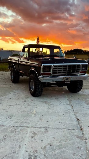 Exploring the Classic 1979 Ford F-150 Truck