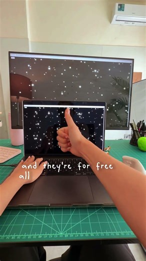 FREE website backgrounds??!!