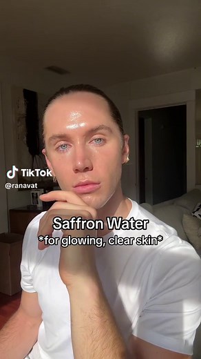 Benefits of Saffron Water for Glowing Skin
