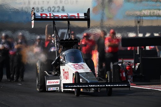 Three mind-blowing things that happen in under 4 seconds to a Top Fuel dragster