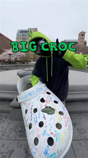 Kid with crocs on Instagram: "final video thanks for watching 🐊 #Crocs #CrocsPartnership💚"
