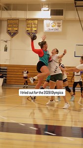 I tried out for Team USA in a sport I’ve never played before simply because the 2028 Olympics are in LA 😏 yall think I can make the team⁉️ #handball #usa #olympics #roadto2028 | Jenna Bandy