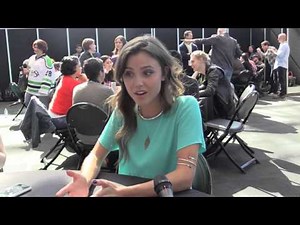 Comic Uno NYCC 2015 Interview with Poppy Drayton from the Shannara Chronicles