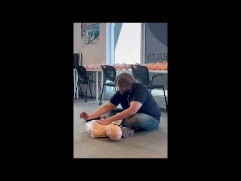 How to quickly set up and use an AED (Defib) with CPR added
