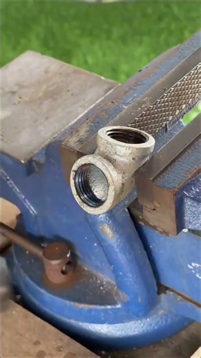 how to make pipe threads #shortsvideo