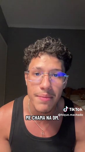 Descubra o que é uma Pick Me Girl