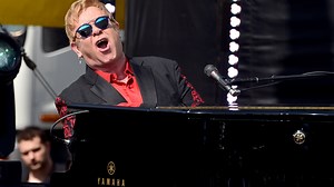 Elton John Gives Back at Free Pre-Oscar Concert