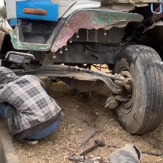 11 reactions | Drunk Driver Crashes Truck Into Sidewalk Complete Front-End Repair & Restoration | Anil Kapoor | Facebook