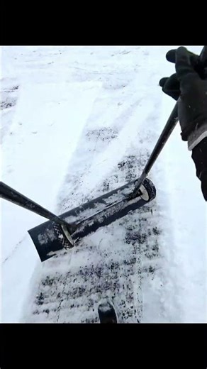 removing the snow in the parking lot. #removing #snow #Indianapolis