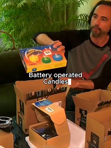 A man keeps receiving random Amazon packages he never ordered. What’s inside will leave you just as puzzled as he is! Would you keep them? 🤔📦 | FactasticFeed