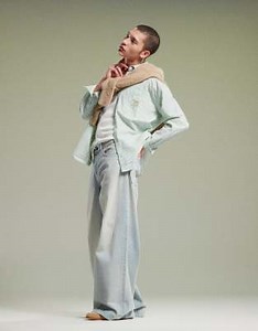 ASOS DESIGN super wide leg jeans in light wash blue with seam detail | ASOS