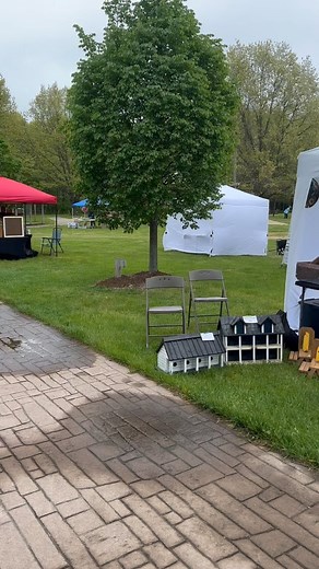 It’s a great day to Sip & Shop at the Spring Craft Show in the Back Forty today until 4pm!! | Double JJ Resort | Facebook