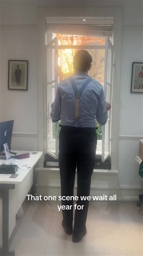 Nobody be talking about Alan Rickman’s evil role though… I don’t want to cry again #loveactually #christmas #londonlife