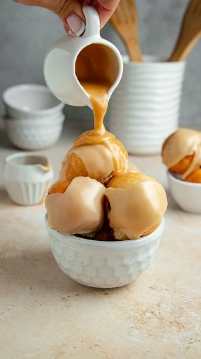 These Donut Holes are the perfect quick and easy dessert the whole family will love. The Ingenio range keeps things simple, with easy cooking and storage. Click, cook, stack — dig in 😜 For the Donut Holes: 2 cups all-purpose flour 1/4 cup granulated sugar 2 tsp baking powder 1/2 tsp salt 3/4 cup whole milk 2 tbsp unsalted butter, melted 1 tsp vanilla extract Vegetable oil for frying For the Maple Glaze: 1 1/2 cups powdered sugar 1/4 cup pure maple syrup 1-2 tbsp milk (adjust for desired consist