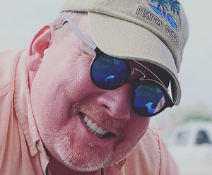 After 9 month hiatus, longtime country radio personality back on air in Grand Rapids