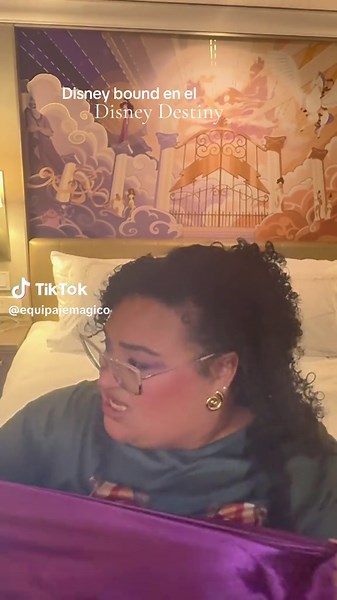 Disney Bound: Viste como Megara en el Crucero Disney