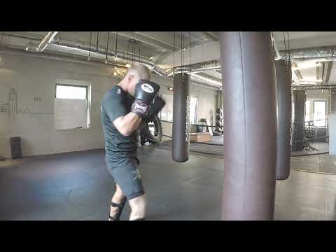 Bokszak oefening beginner AMRAP