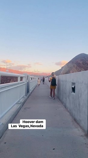 Behing the scene 😂 hoover dam | Pinay farmer in Canada
