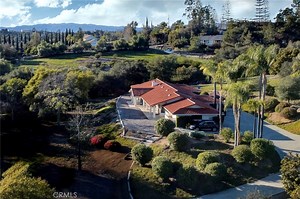 3064 Live Oak Park Rd, Fallbrook, CA 92028 - MLS ND23021422 - Coldwell Banker