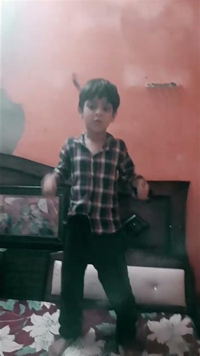 dhaakad Chhora movie song dhaansu video channel ko like and subscribe karo