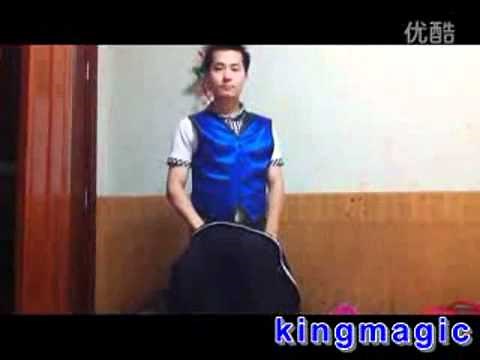 Vest Color Changing - wholesale magic tricks www.king-magic.com