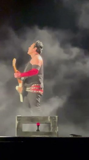 RAMMSTEIN - Auslander Solo LIVE 12.05.2024 Prague Czech Republic Richard Kruspe ESP RZK fishman