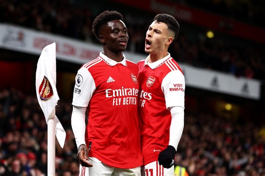 Gabriel Martinelli and Bukayo Saka complete Arsenal comeback against Southampton to keep Gunners in title contention