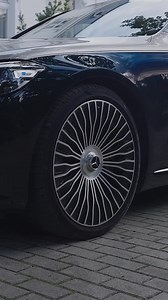 4.2K views | Już w piątek o 13.30 na Interia Motoryzacja. Maybach vs Rolls Royce  #rollsroyce #maybach | Interia Moto | Facebook