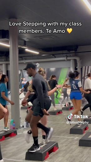 One thing I’m going to do step with you 😁🫶🏾 live classes are just different! Welcome back @🦁 #fypシ #foryoupage #stepperton #hiphopstepaerobics #afrostep #funcardio #teamo