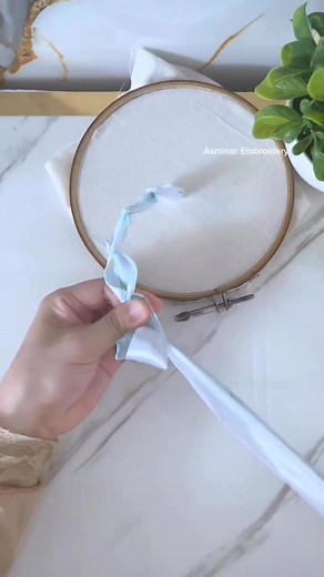 92K views · 1.8K reactions | Simple flower #embroidery 冀 | Asnimar Embroidery | Facebook