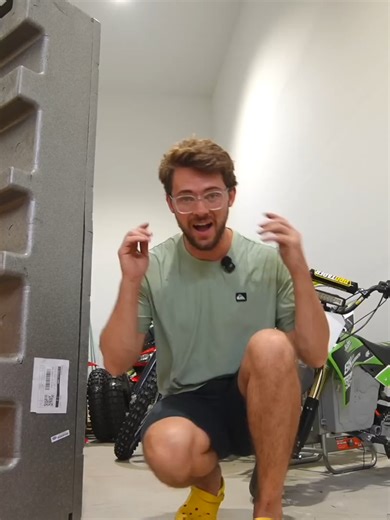 I Bought the CHEAPEST Jet powered Surf Board (1)